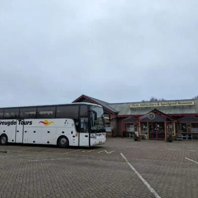Rolstoelbus-oud-ambachten--400x400