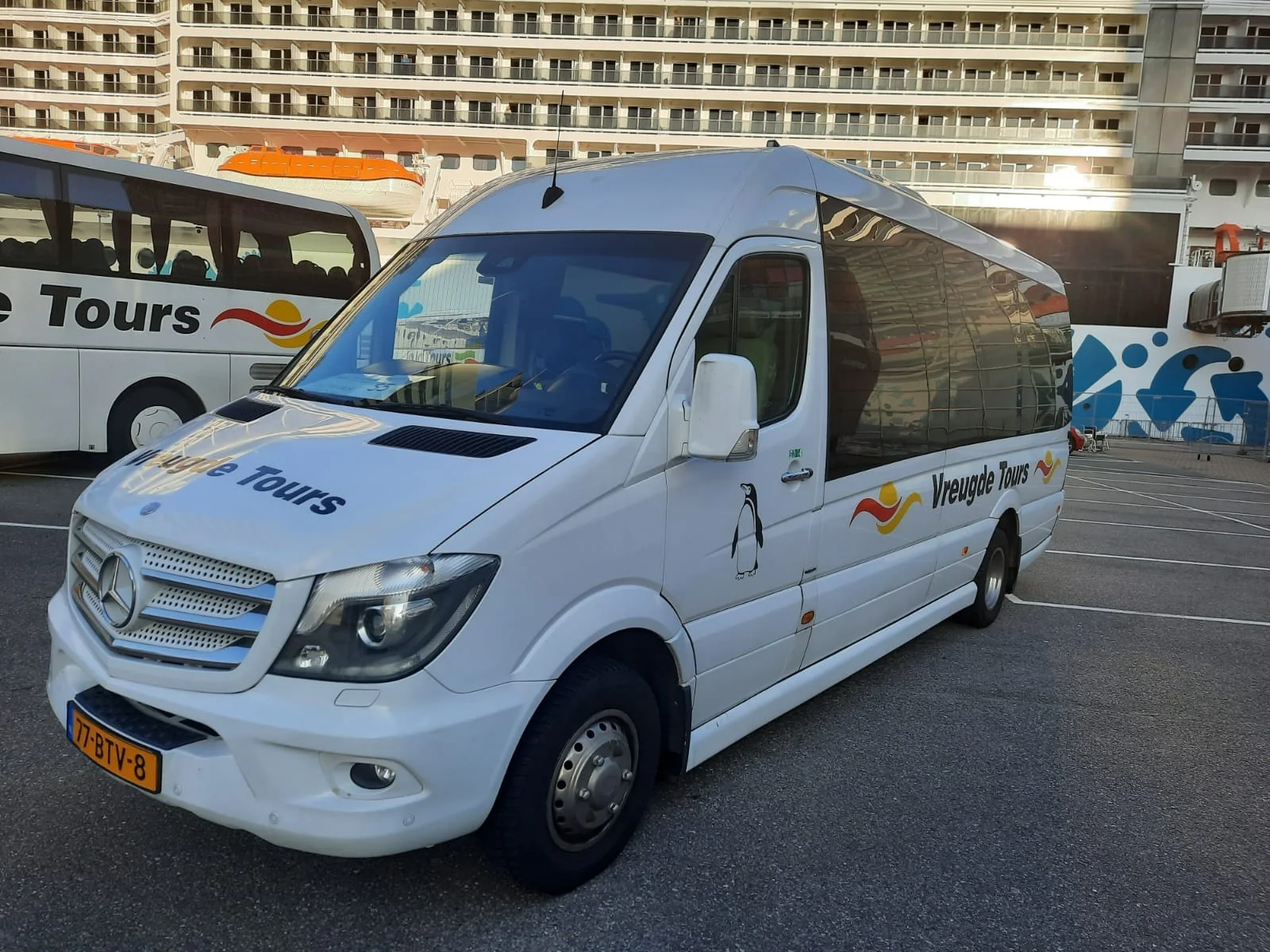16 seater