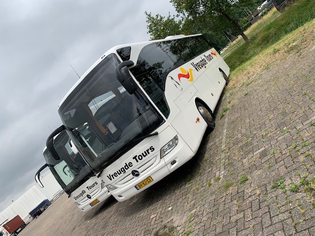 Vreugde-Tours-Mercedes-nieuw-logo